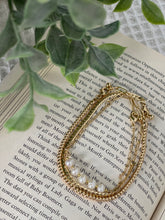 Load image into Gallery viewer, Faux Pearl Bracelet