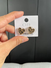 Load image into Gallery viewer, Animal Print Heart Earrings