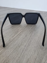 Load image into Gallery viewer, Oversized Rectangular Sunglasses