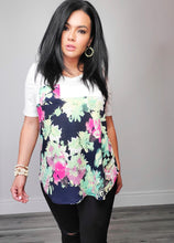 Load image into Gallery viewer, Honeyme Floral Short Sleeve Top