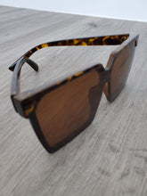 Load image into Gallery viewer, Oversized Rectangular Sunglasses